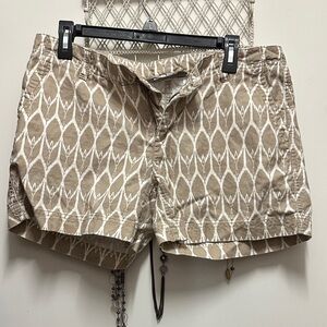 The North Face Tan Patterned Women's Cargo Shorts